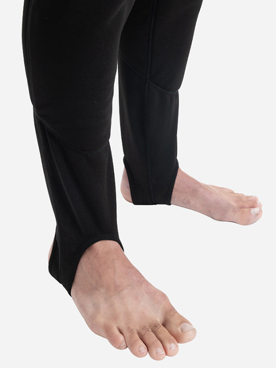 Fourth Element Arctic Mens Leggings Detail Feet