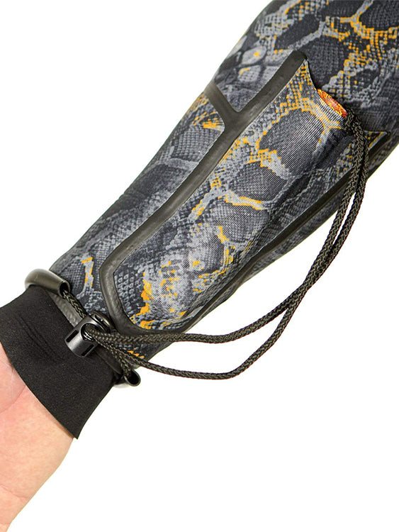 Huntmaster Camo Torch in Wetsuit Pocket